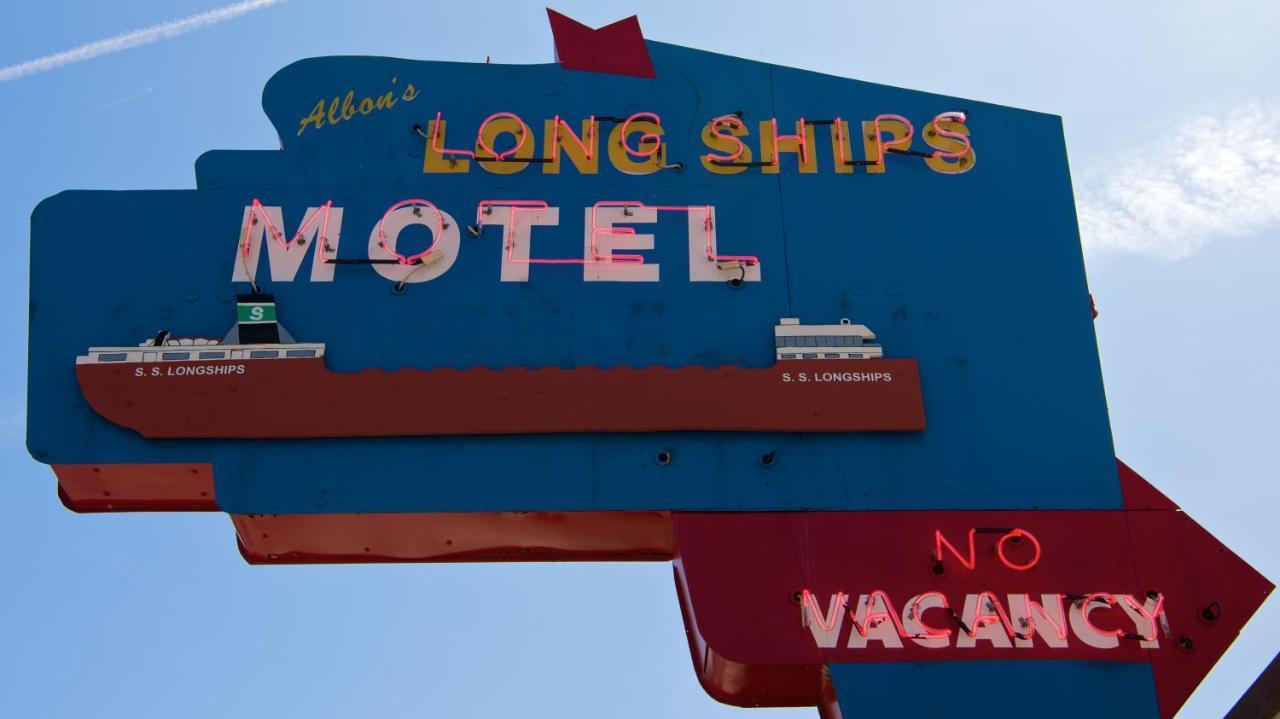 Long Ships Motel Sault Ste. Marie Bagian luar foto
